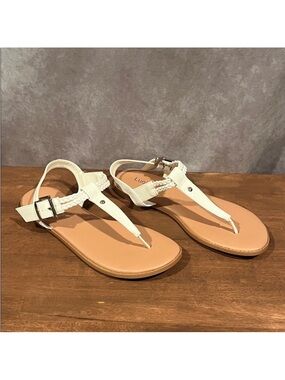 Luoika Wide Width White Braided Thong Buckle Sandal size 10